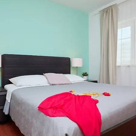 Prima Apartment